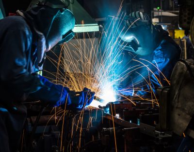 Get Your Project Completed On Time By an Experienced Welder